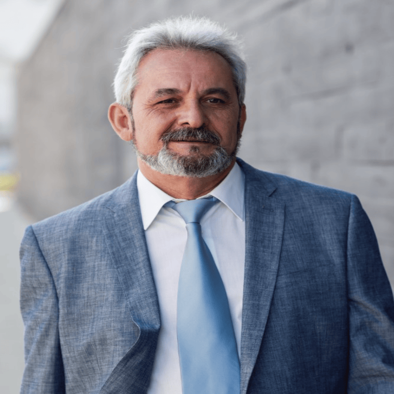 2 -السيد صالح موزان 2 -السيد صالح موزان